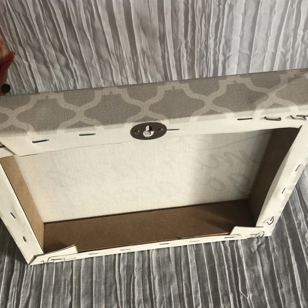 unbranded lot home